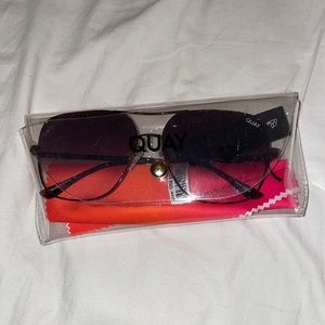 NWT QUAY Sunglasses
